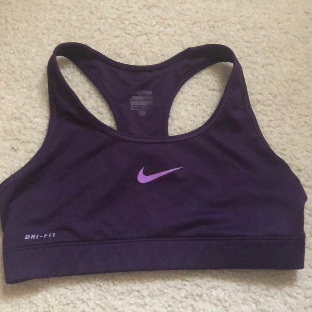 NIKE sports bra